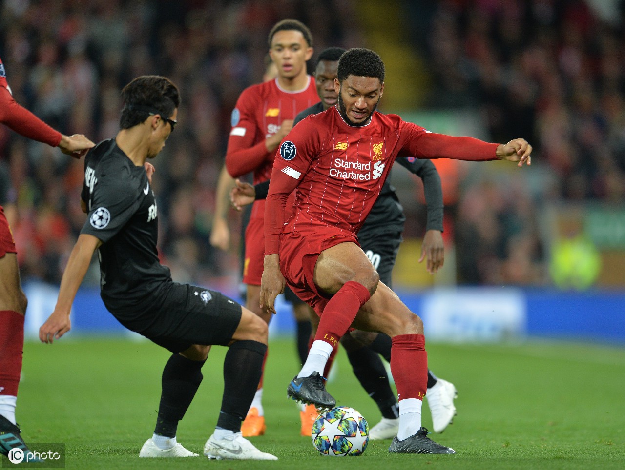 爱游戏官网-马德里竞技险胜韩国，范戴克统治全场