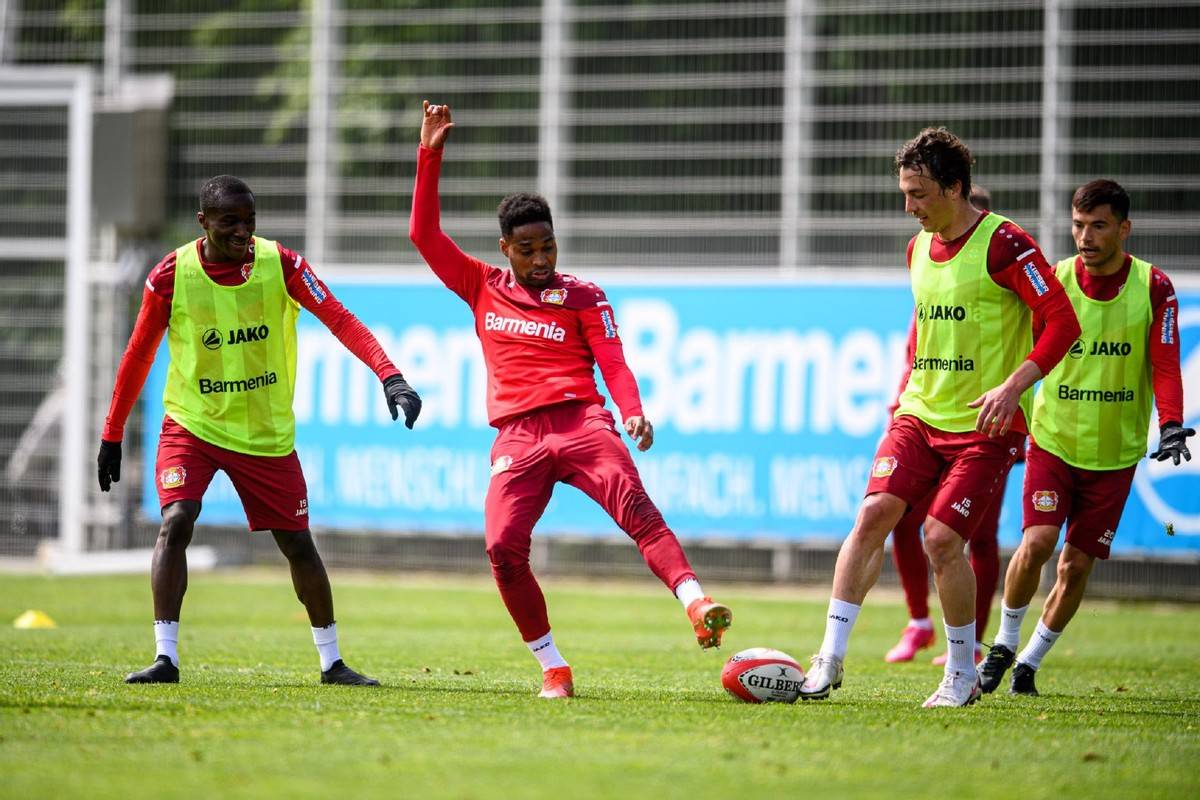 爱游戏大厅-美国险胜多特蒙德，加维状态火热