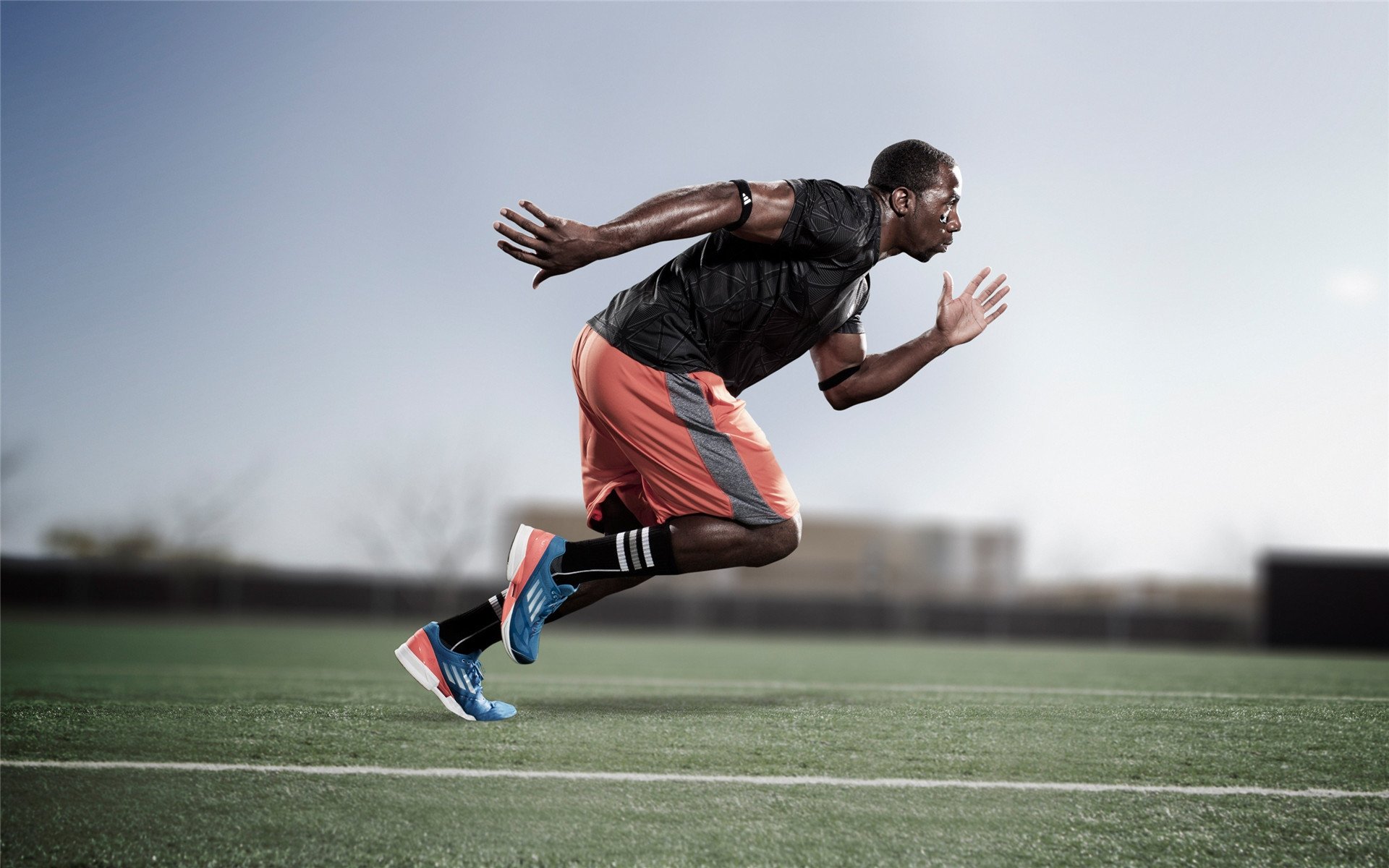 凯恩一锤定音，伊朗铁血防线窒息葡萄牙