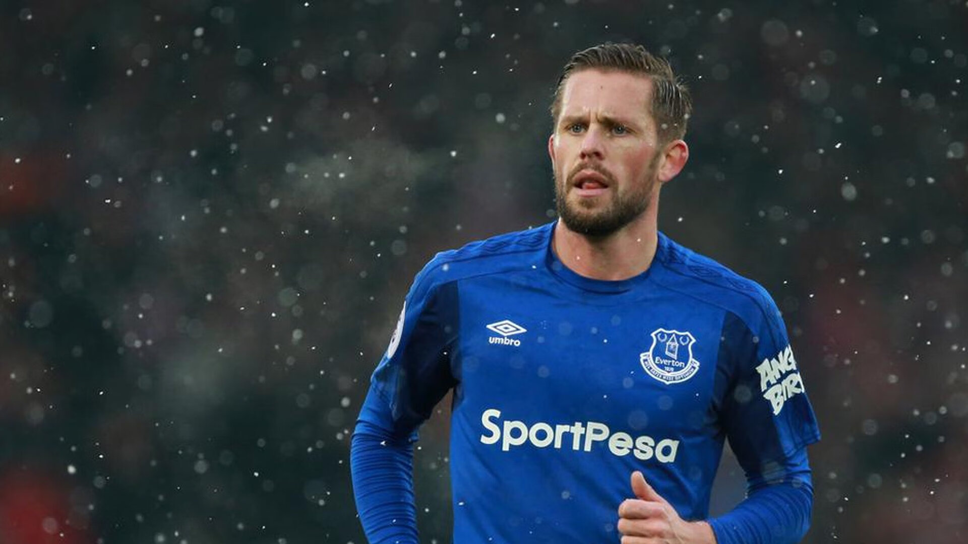 孙兴慜的利刃刺穿铁壁，当个人天赋撞上集体意志，伊朗与中国足球的世纪隐喻